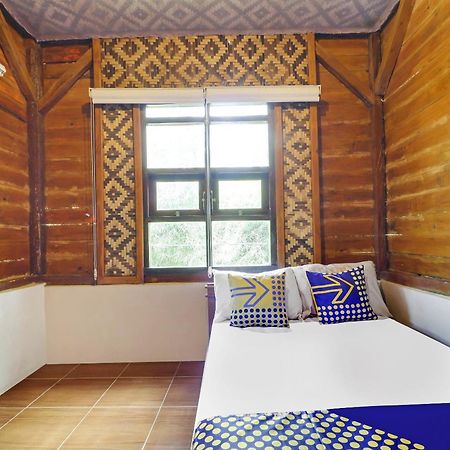 Oyo Homes 90956 Desa Wisata Guranteng Pendjalu Екстериор снимка